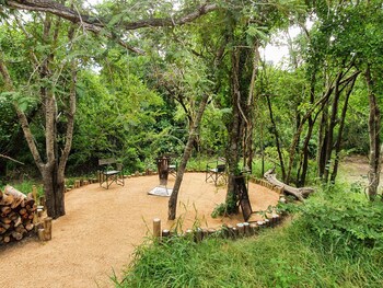 Kingfisher Creek Safari Lodge 3*