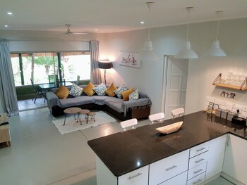 Kingfisher Creek Safari Lodge 3*