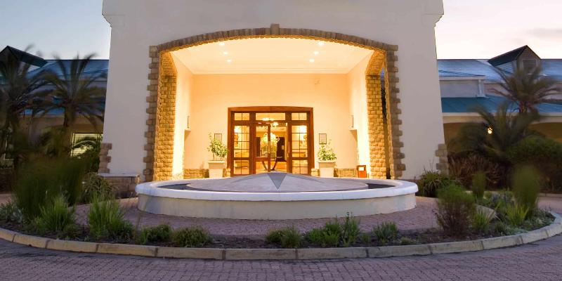 Garden Route Hotel 4*