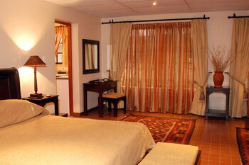 Foundry Guest Lodge 0*
