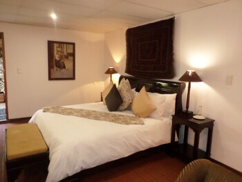 Foundry Guest Lodge 0*