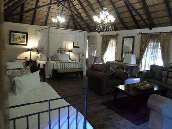 Foundry Guest Lodge 0*