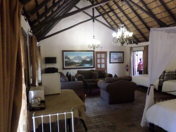 Foundry Guest Lodge 0*