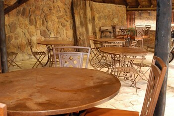 Foundry Guest Lodge 0*