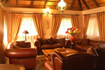 Foundry Guest Lodge 0*
