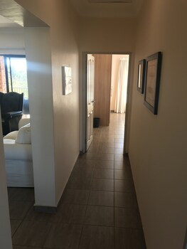 Foundry Guest Lodge 0*