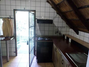 Foundry Guest Lodge 0*