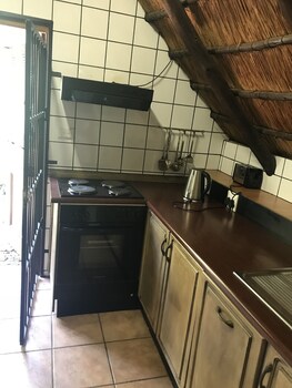 Foundry Guest Lodge 0*