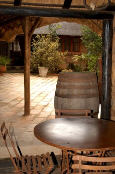 Foundry Guest Lodge 0*