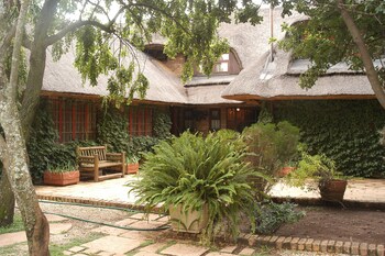 Foundry Guest Lodge 0*