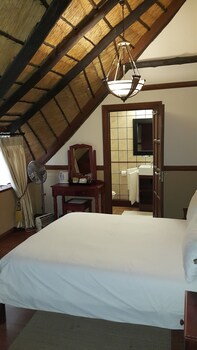 Foundry Guest Lodge 0*