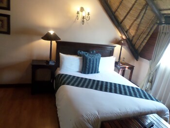 Foundry Guest Lodge 0*