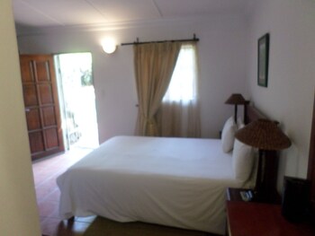 Foundry Guest Lodge 0*
