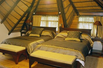 Foundry Guest Lodge 0*