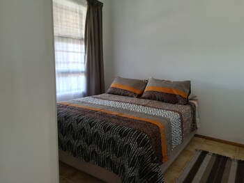 Little Sister's Self Catering 0*