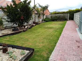 Little Sister's Self Catering 0*