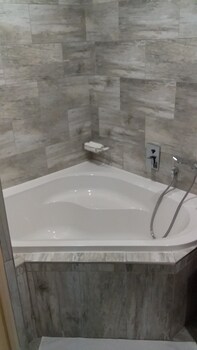 Garden Top Hotel 3*