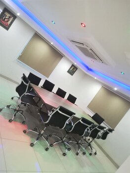 Garden Top Hotel 3*
