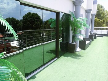 Garden Top Hotel 3*