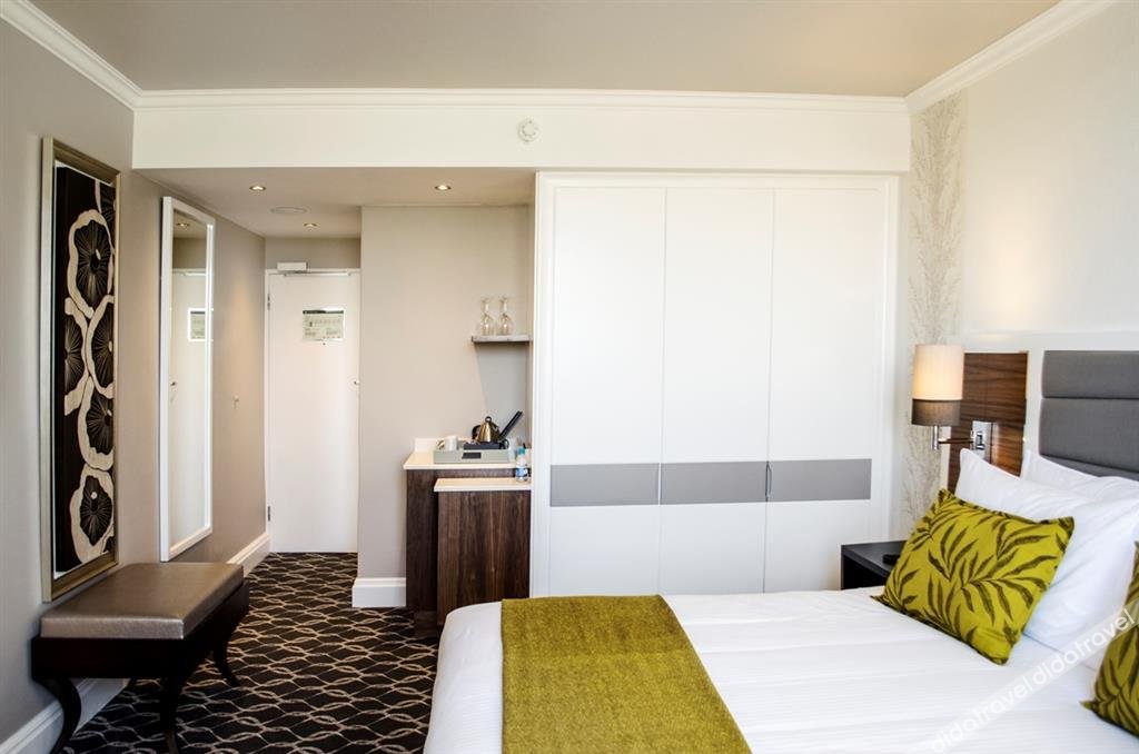 Riverside Sun 3*