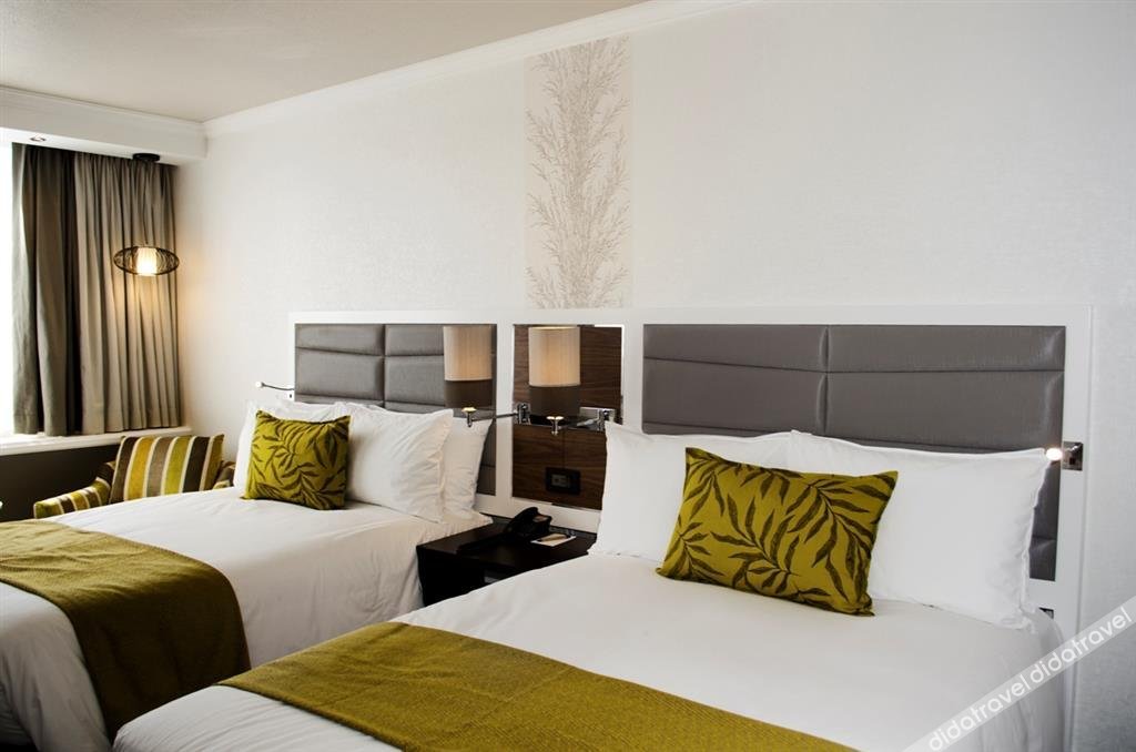 Riverside Sun 3*