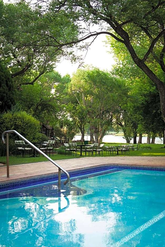Riverside Sun 3*