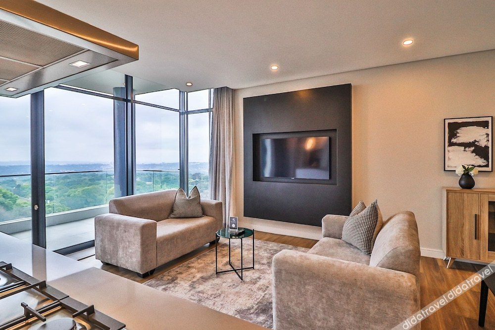 Reserved Suites Illovo 3*