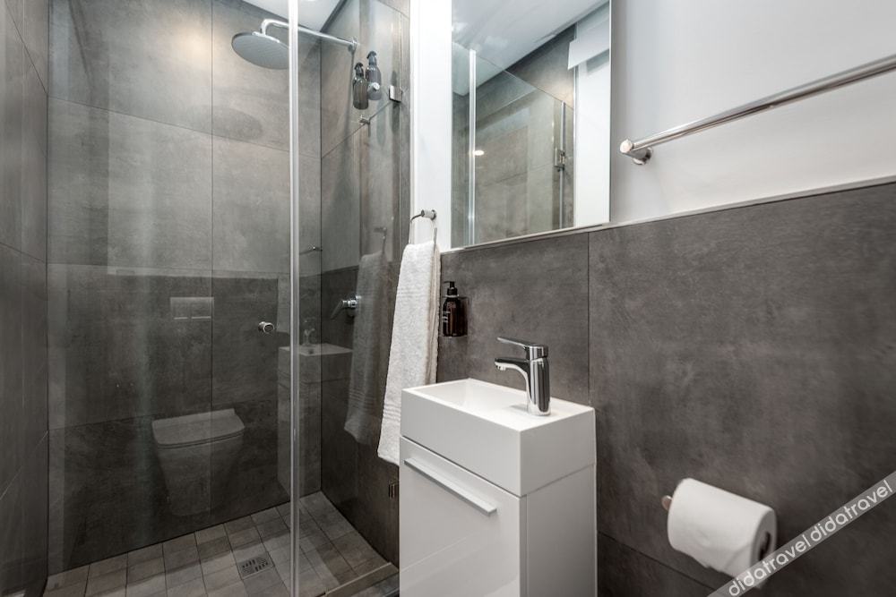 Reserved Suites Illovo 3*