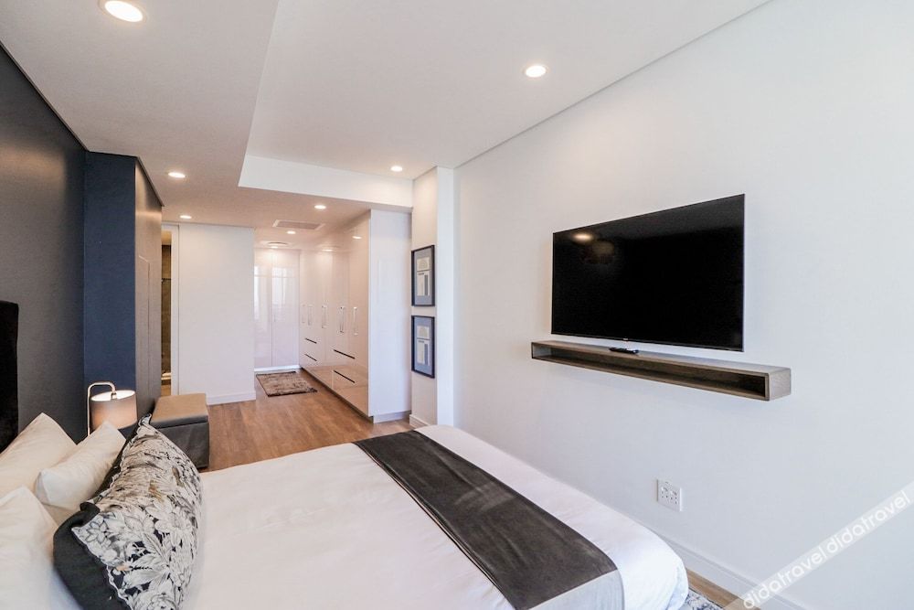 Reserved Suites Illovo 3*
