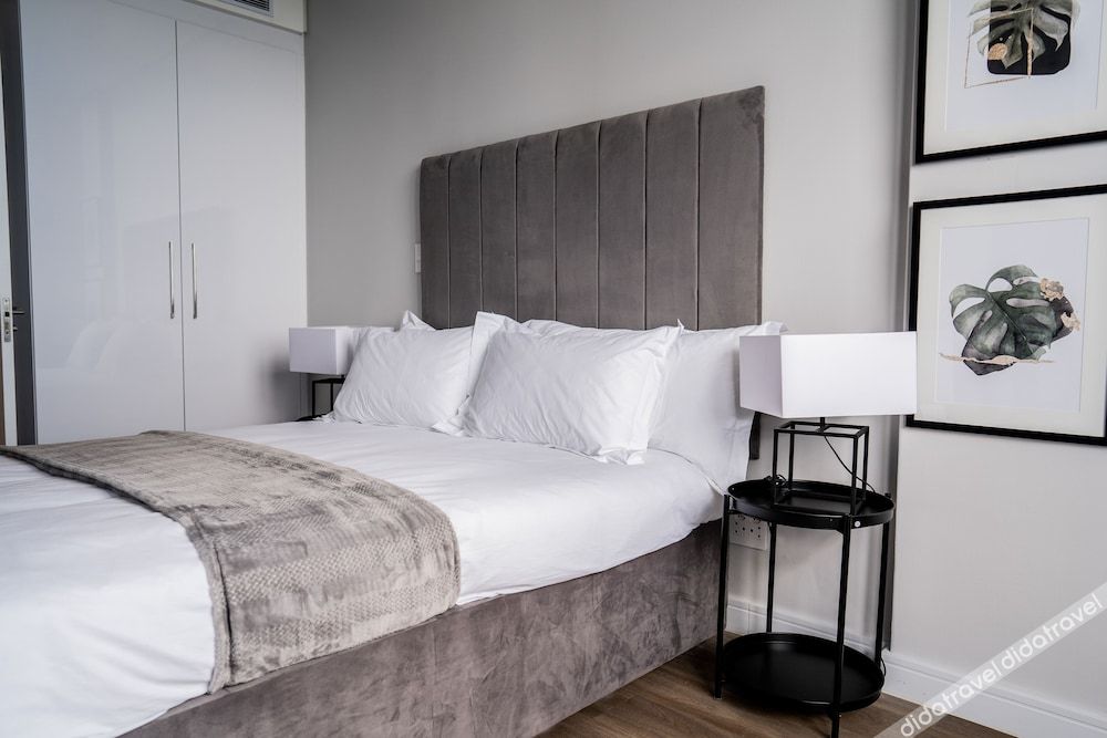 Reserved Suites Illovo 3*