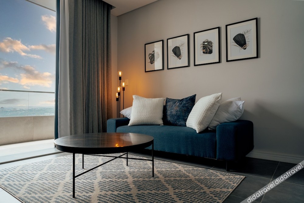 Reserved Suites Illovo 3*