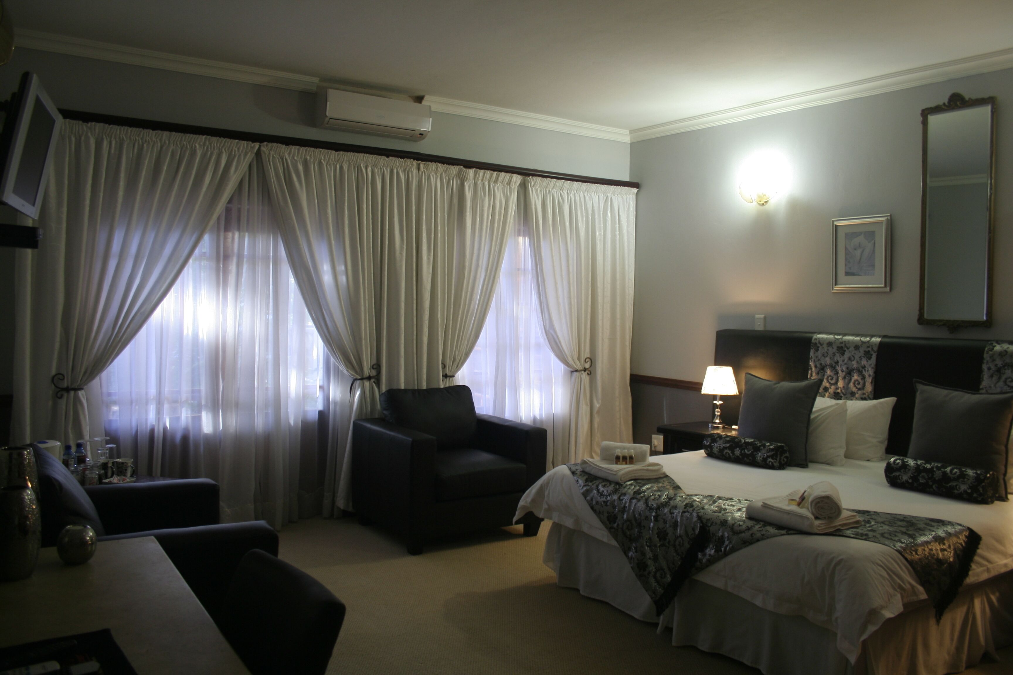Prinshof Manor Guesthouse 3*