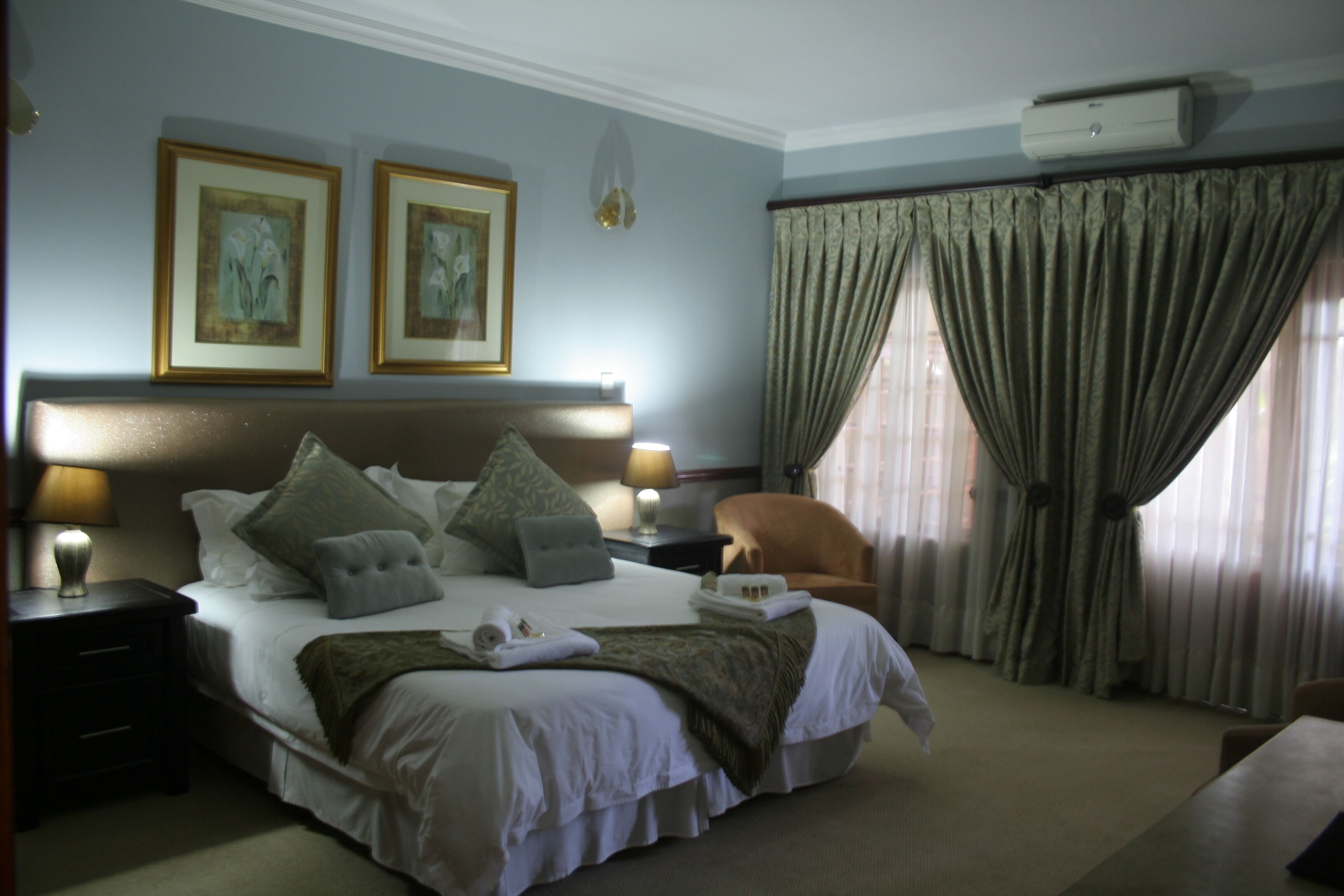 Prinshof Manor Guesthouse 3*