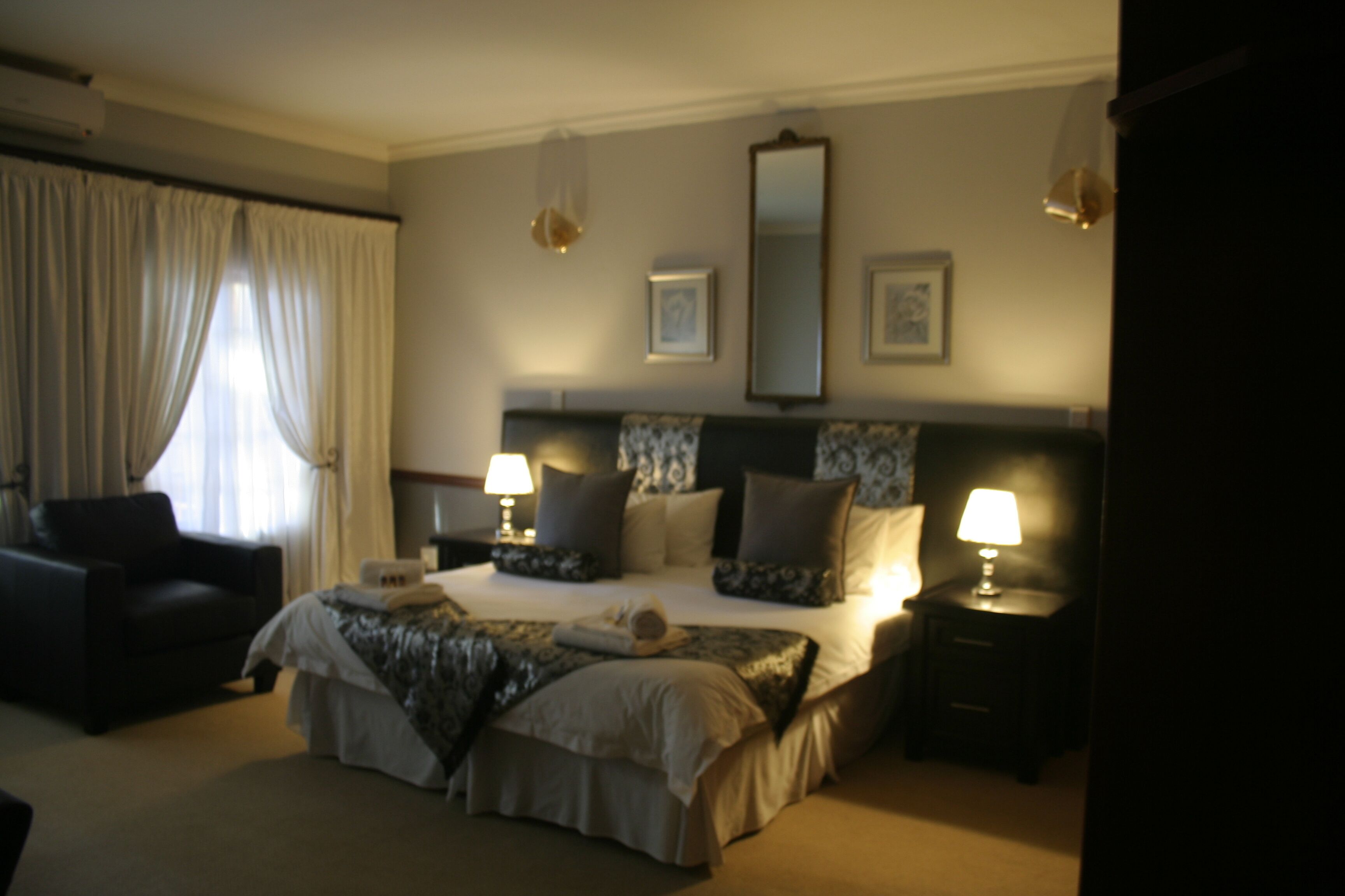 Prinshof Manor Guesthouse 3*