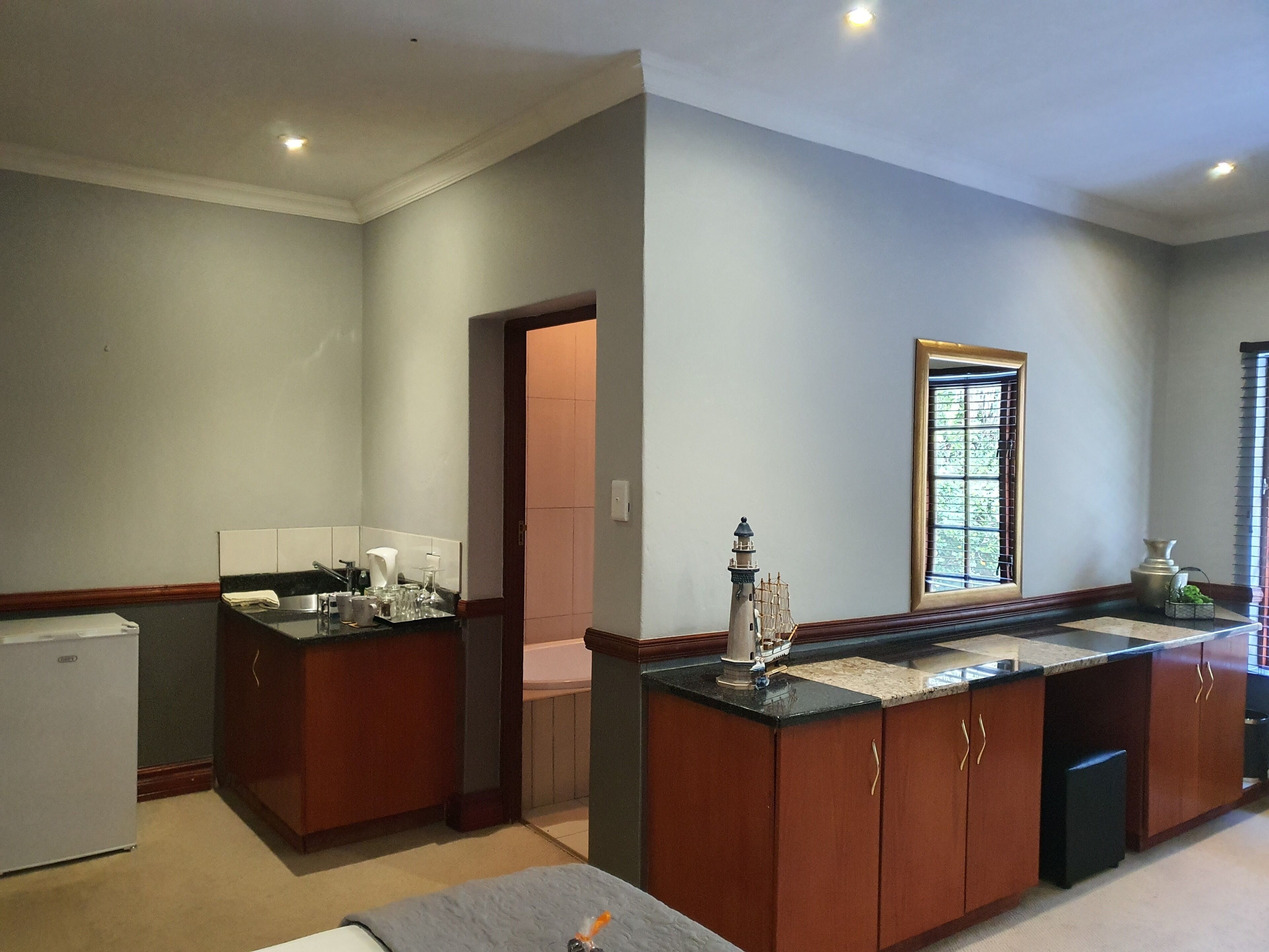 Prinshof Manor Guesthouse 3*