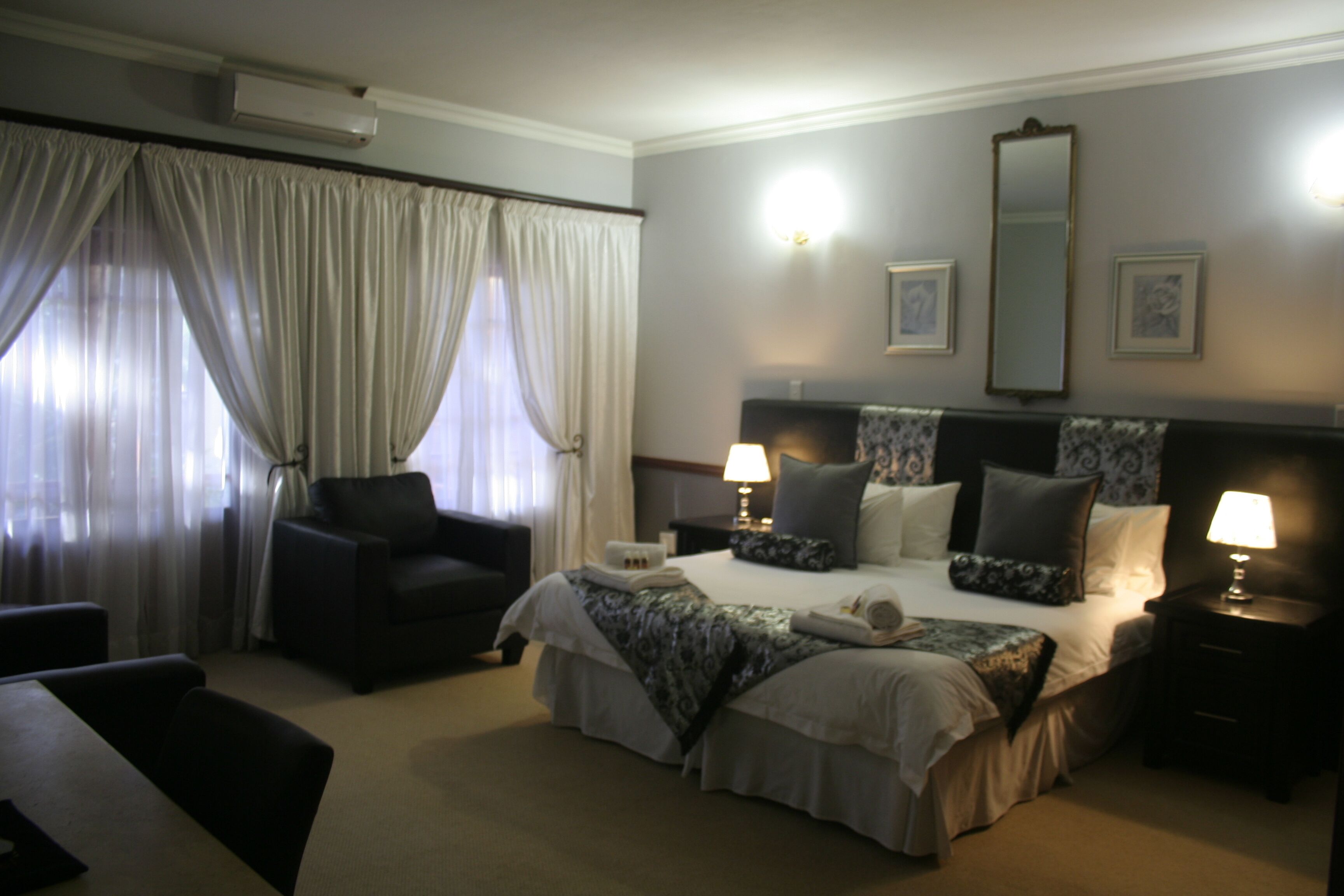 Prinshof Manor Guesthouse 3*