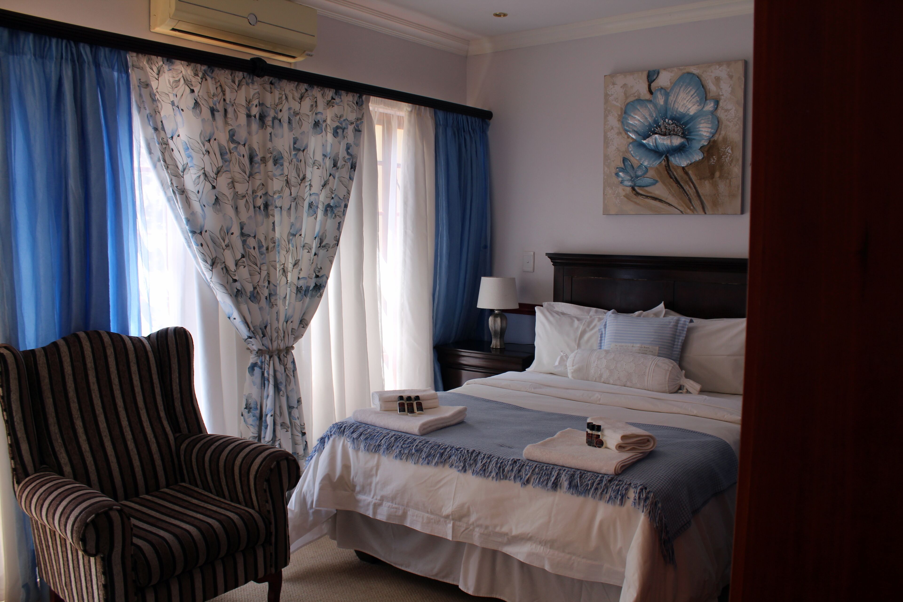 Prinshof Manor Guesthouse 3*