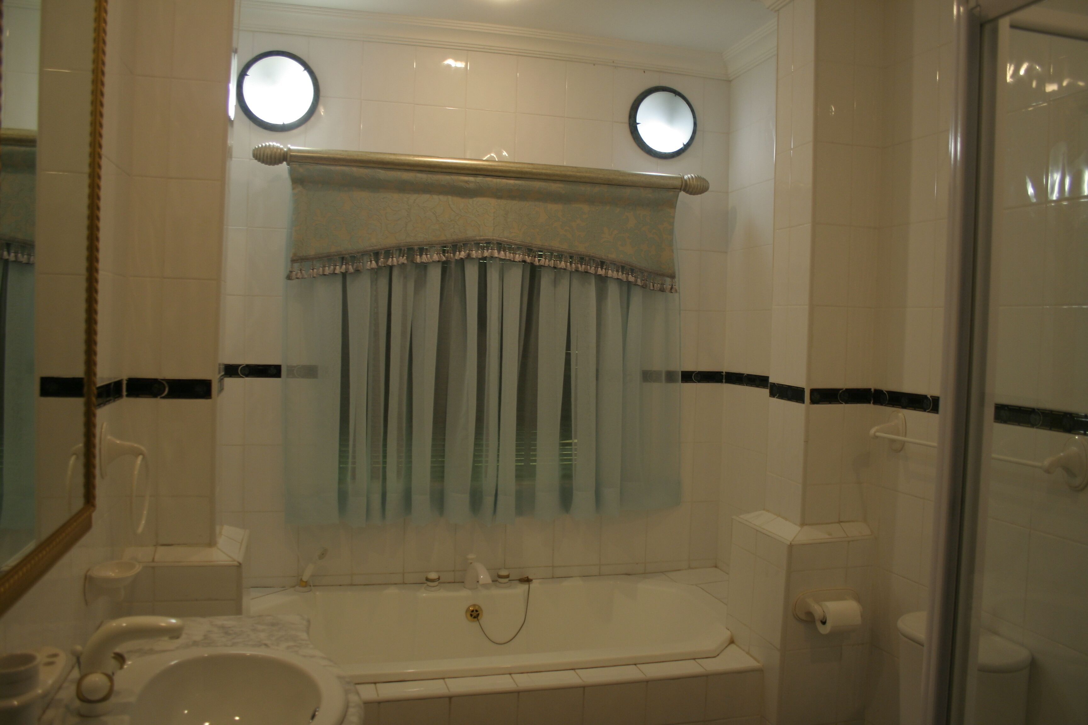 Prinshof Manor Guesthouse 3*
