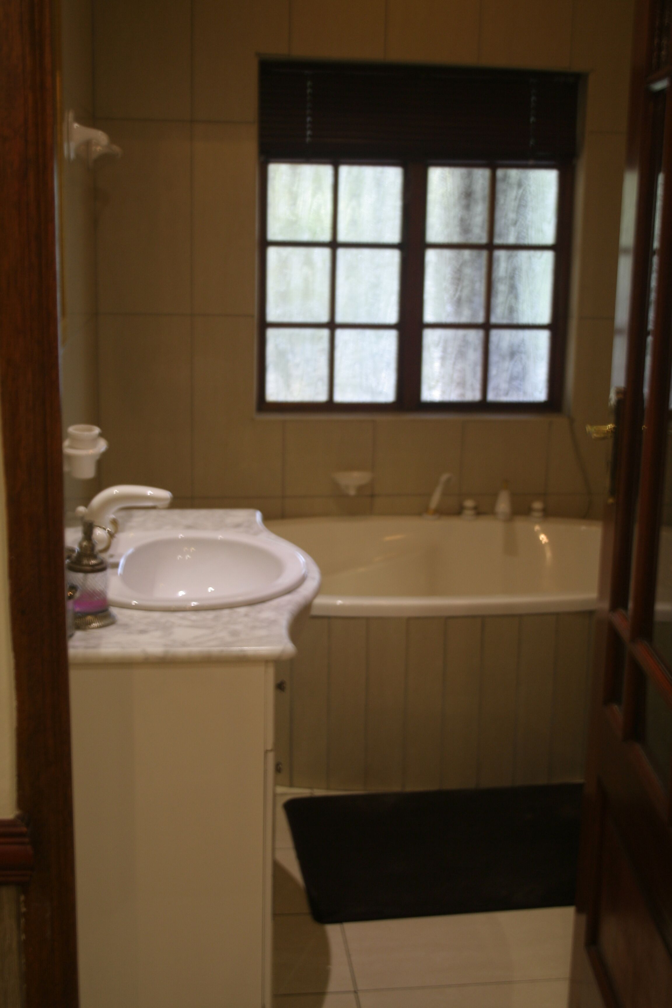 Prinshof Manor Guesthouse 3*