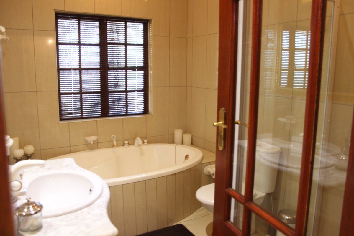 Prinshof Manor Guesthouse 3*