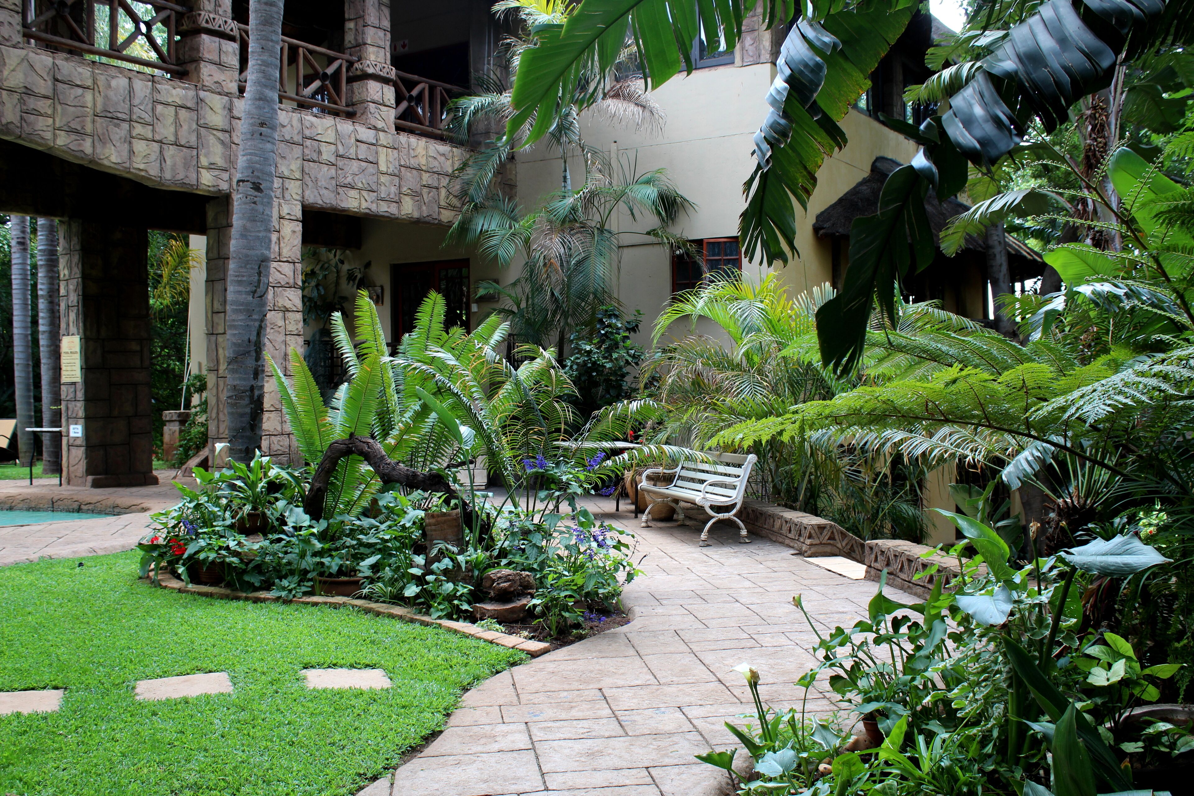 Prinshof Manor Guesthouse 3*