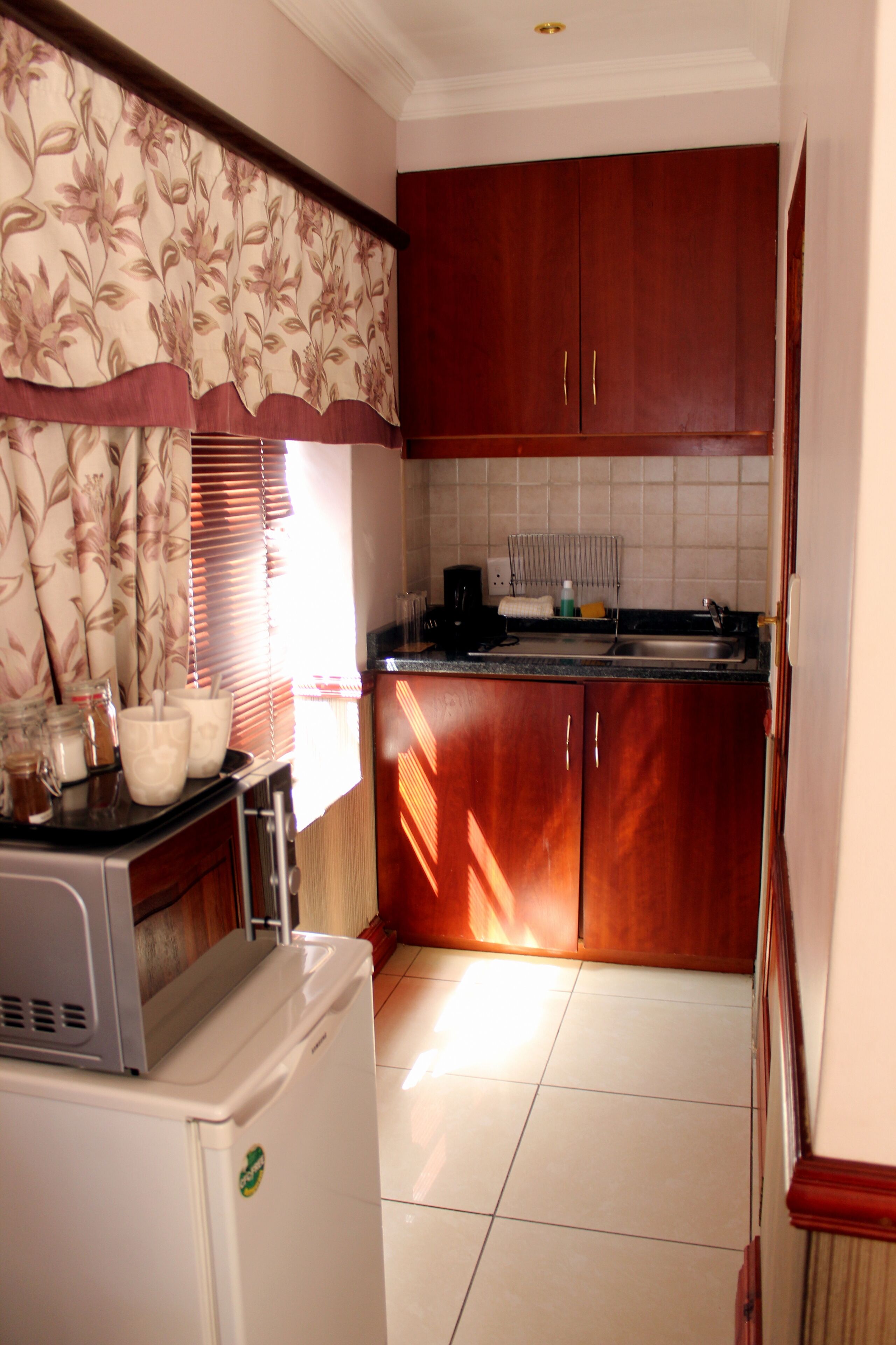 Prinshof Manor Guesthouse 3*