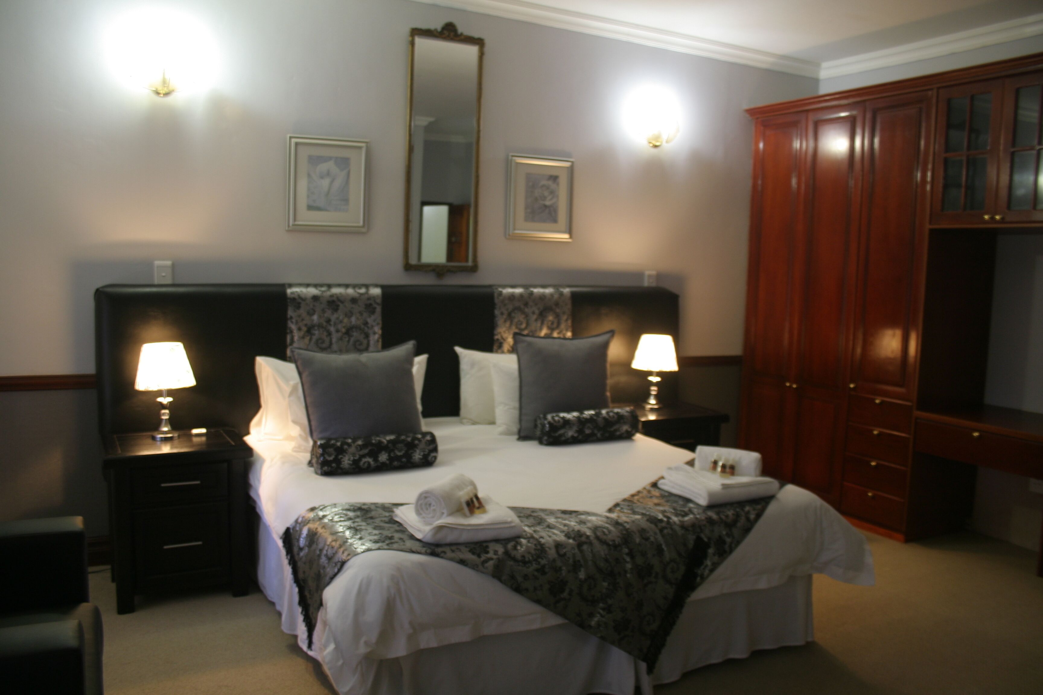 Prinshof Manor Guesthouse 3*