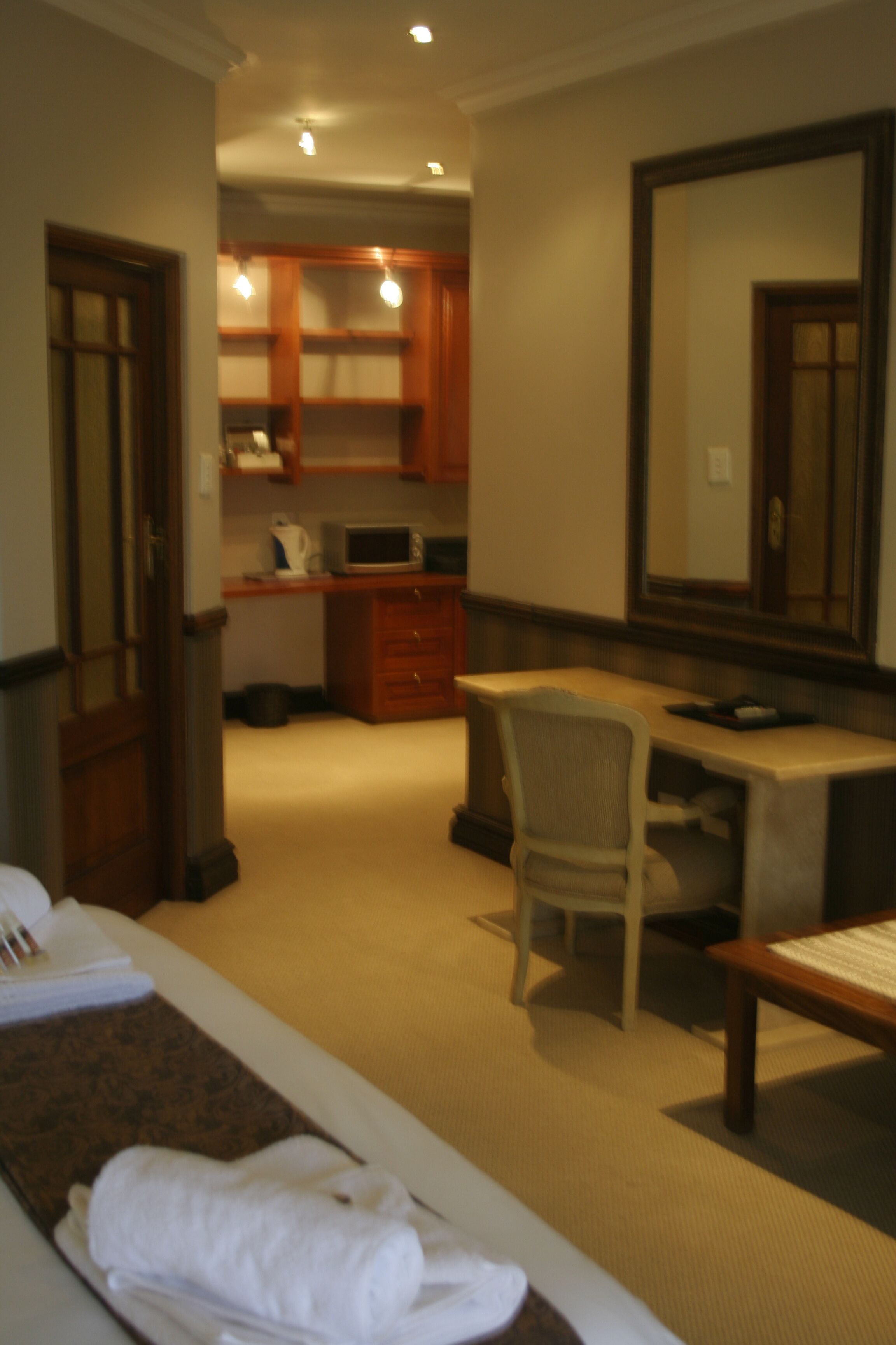 Prinshof Manor Guesthouse 3*