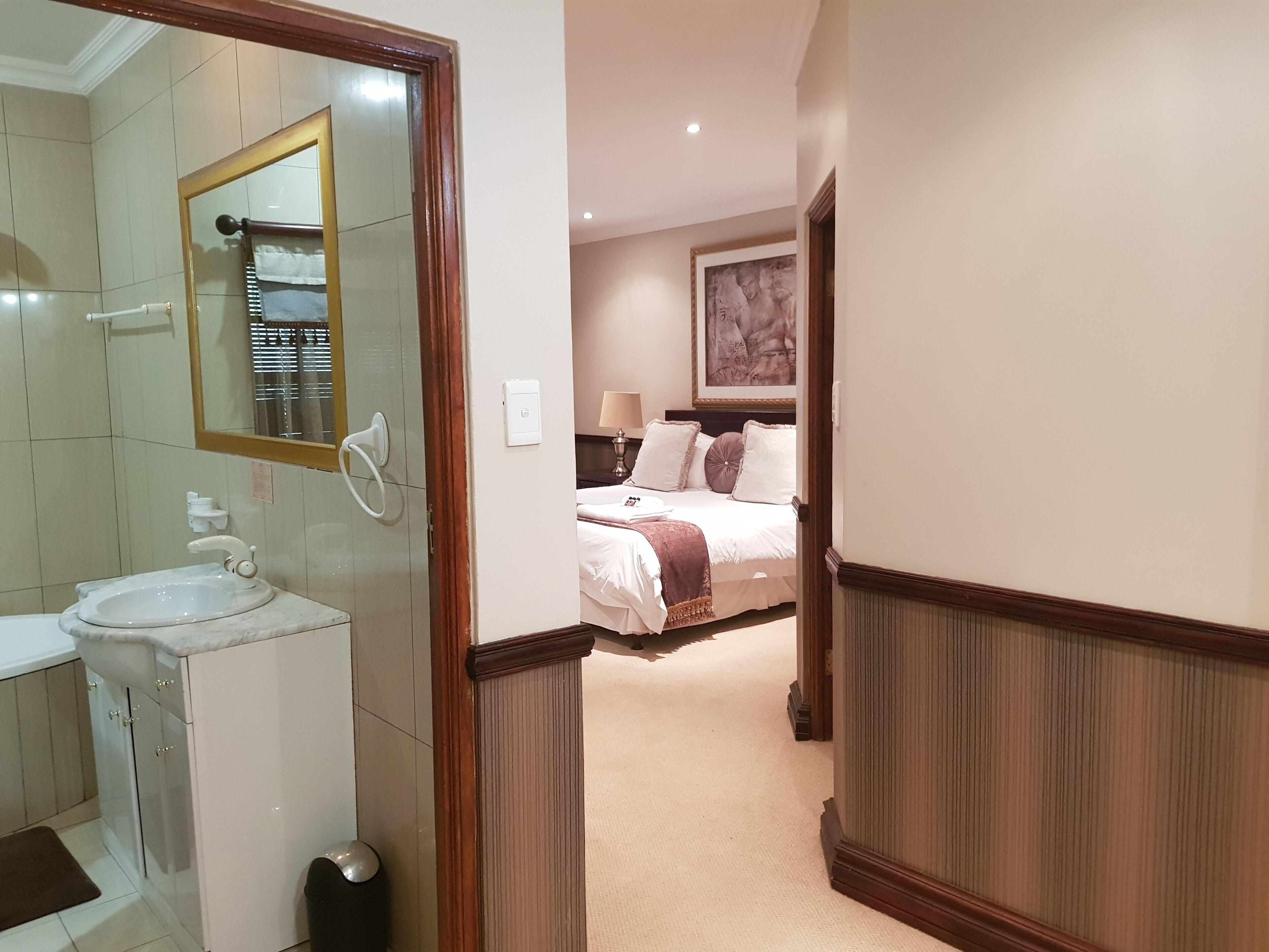 Prinshof Manor Guesthouse 3*