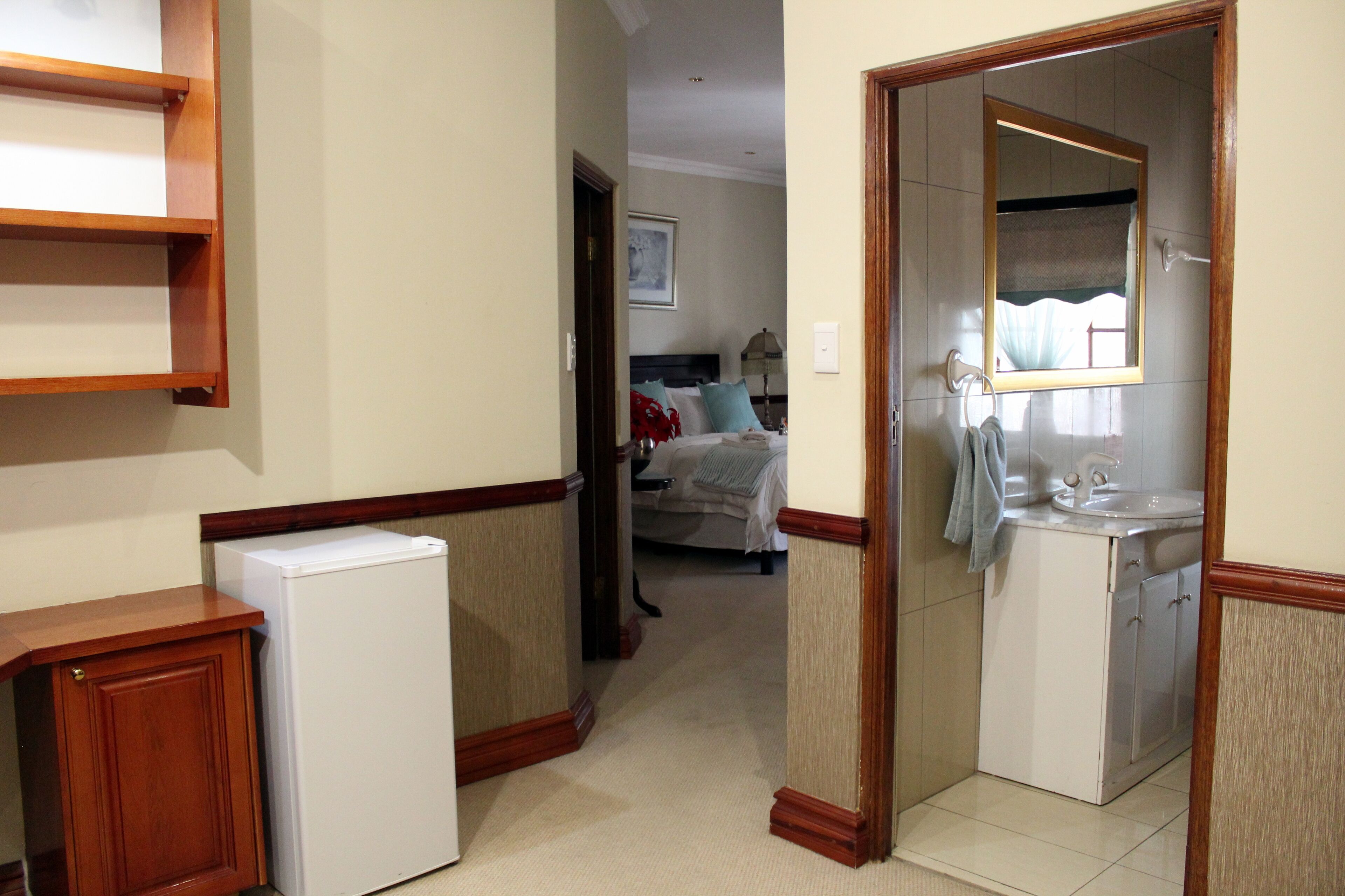 Prinshof Manor Guesthouse 3*
