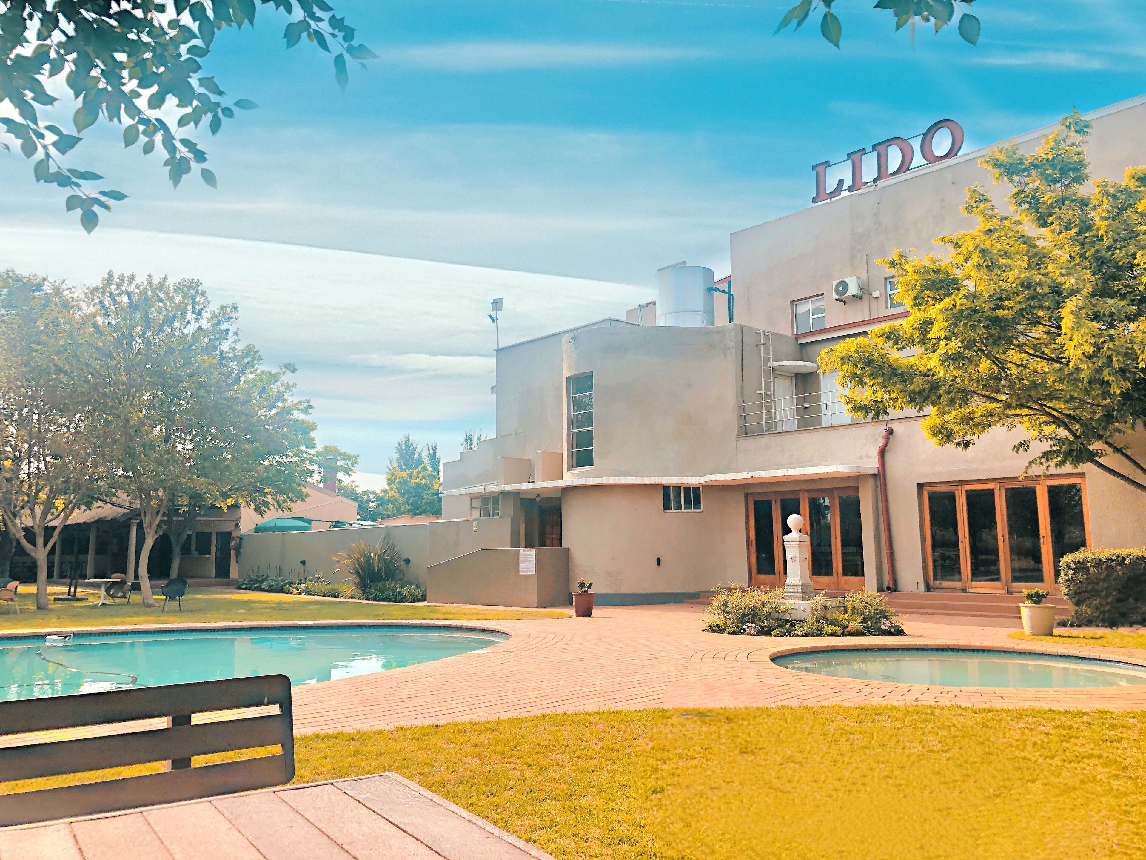 Lido Hotel 3*