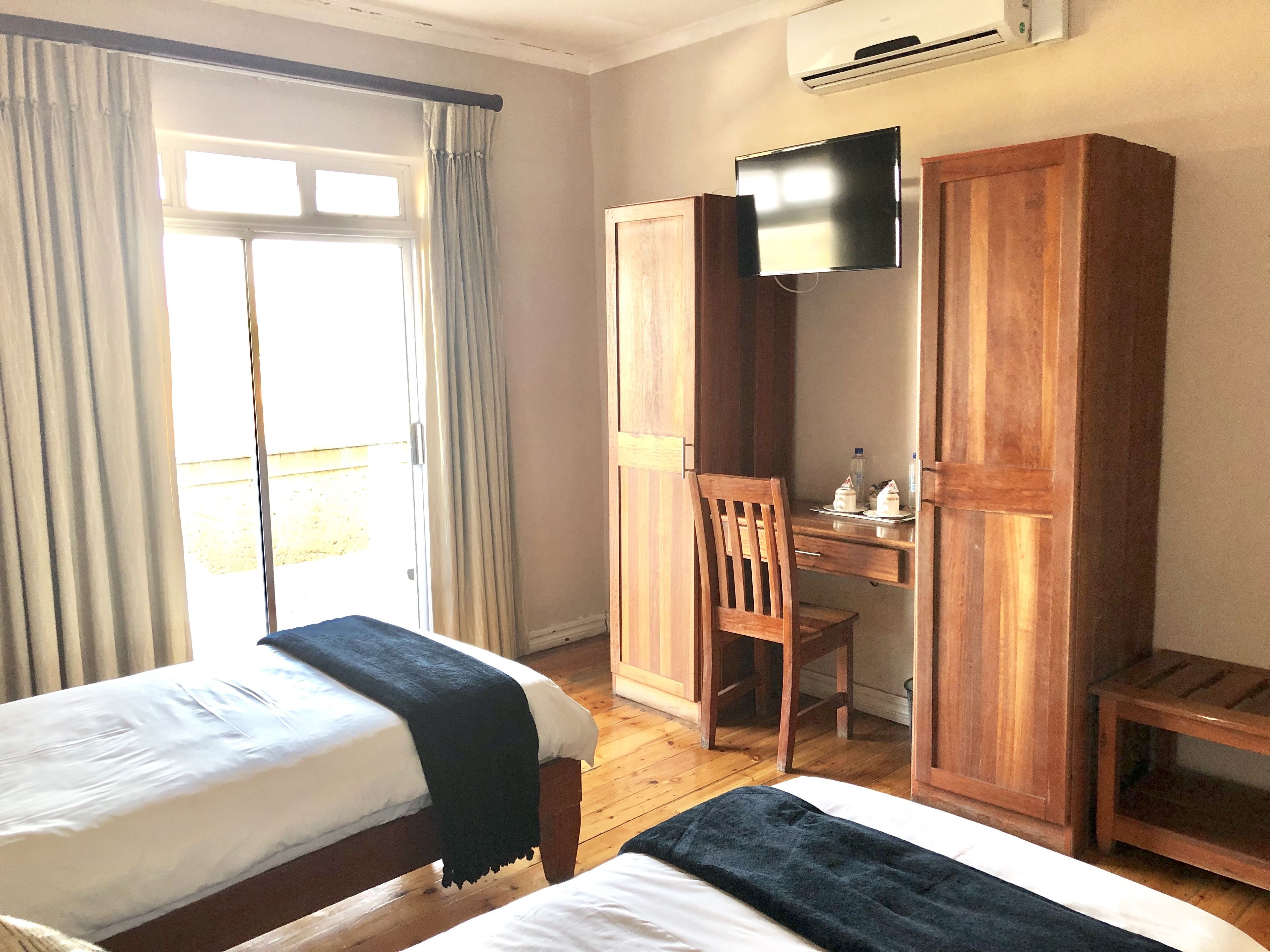 Lido Hotel 3*