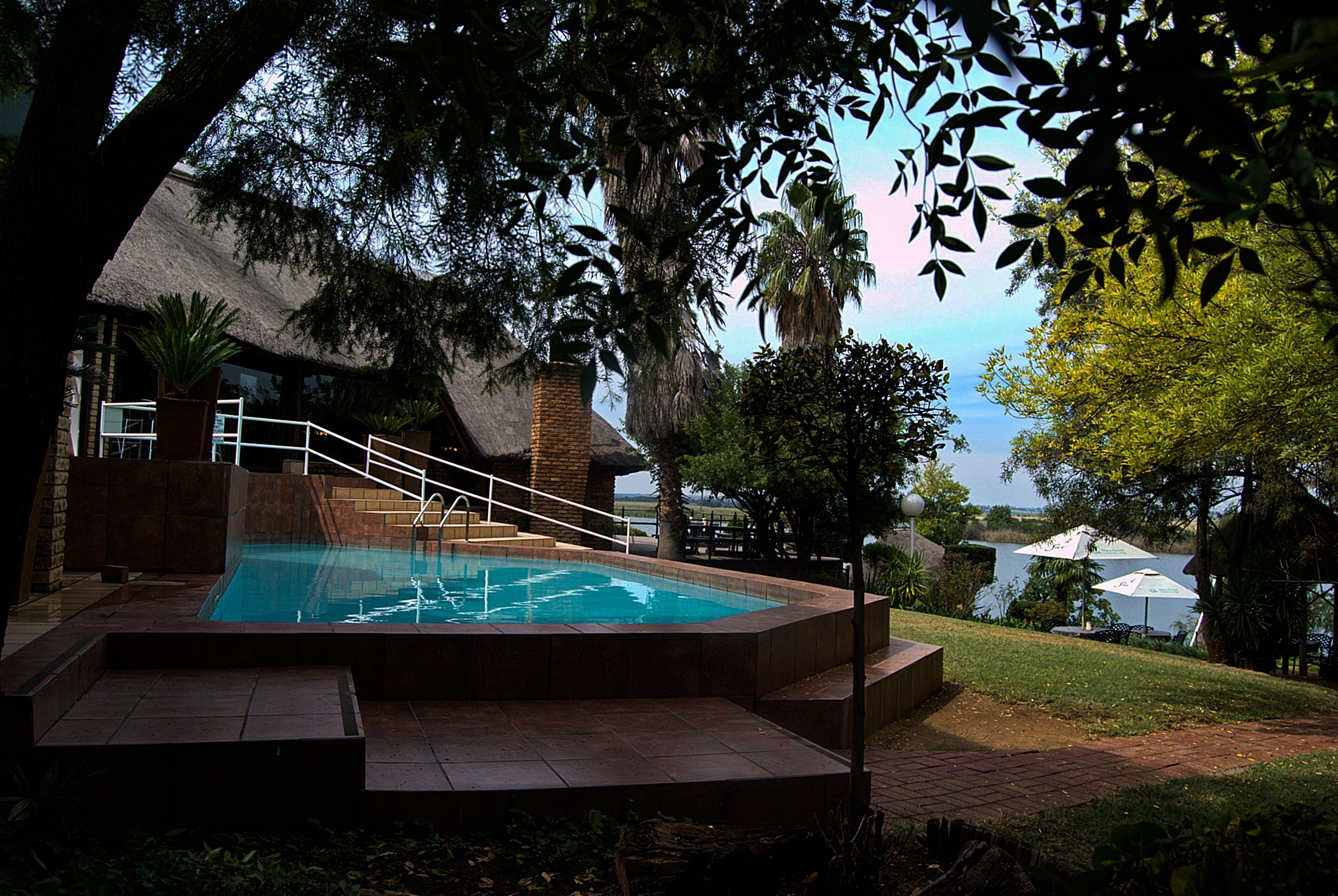 Waterfront Country Lodge 3*