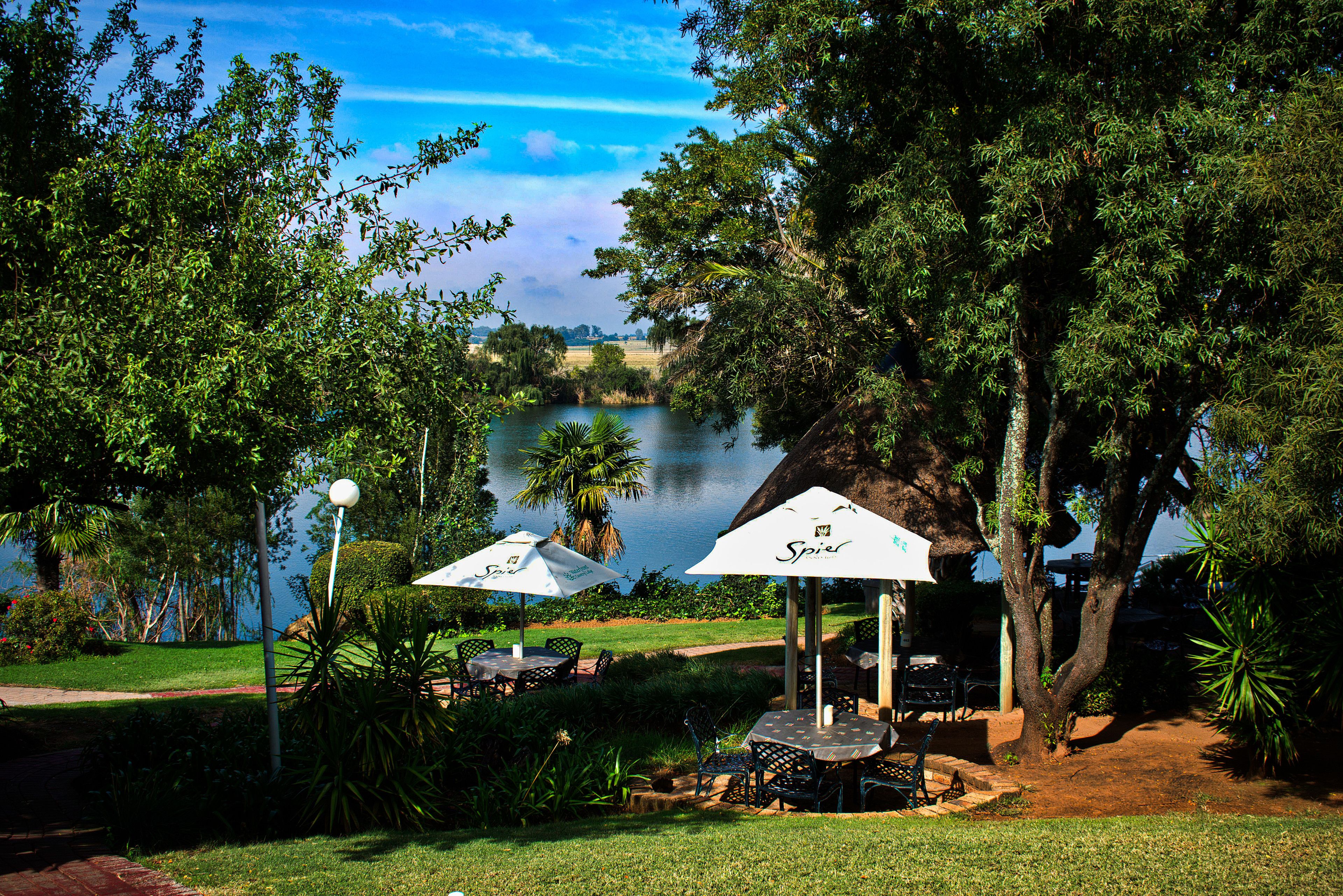 Waterfront Country Lodge 3*